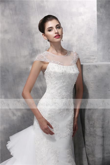 1_2 Sleeve Lace Applique Illusion Lace Bace Wedding Gown